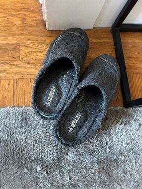 PIKOLINOS Gray Felt Clog Mules